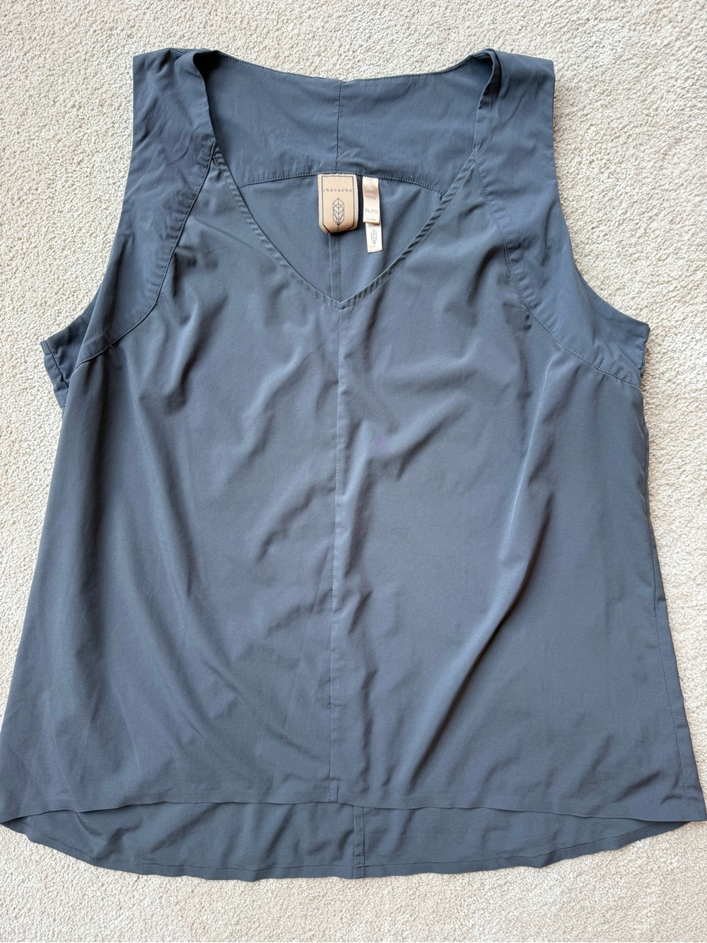 Indygena Halka Lightweight Sleeveless V-Neck - XL